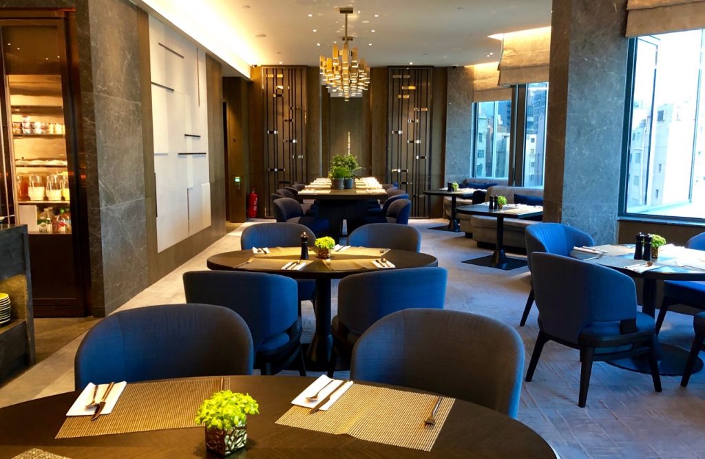 hyatt centric victoria harbour hong kong hkgct hongkong hotel china world of hyatt woh club lounge inahyattworld