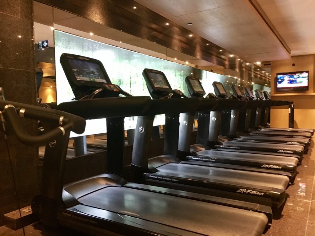 grand hyatt hong kong grand club lounge china hongkong world of hyatt inahyattworld