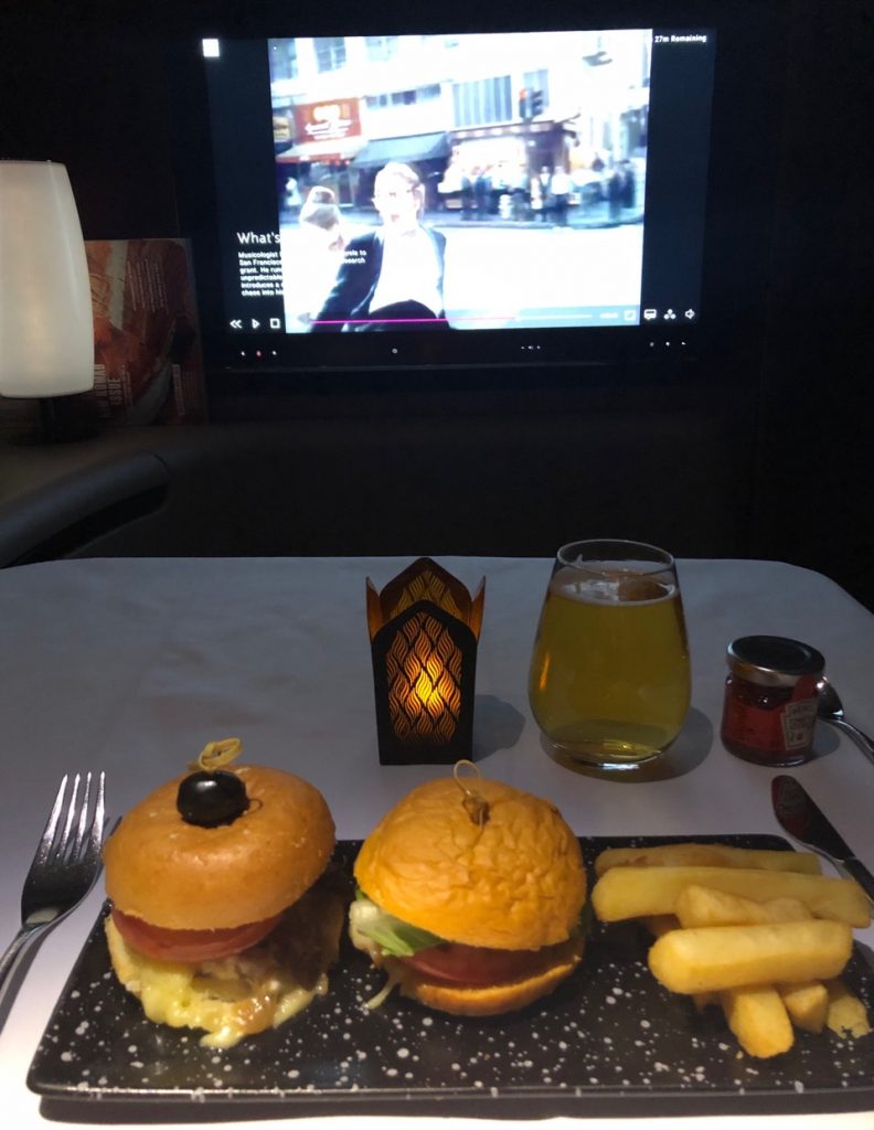 qatar airways first class airbus 380 a380 doh fra oberdeck oneworld